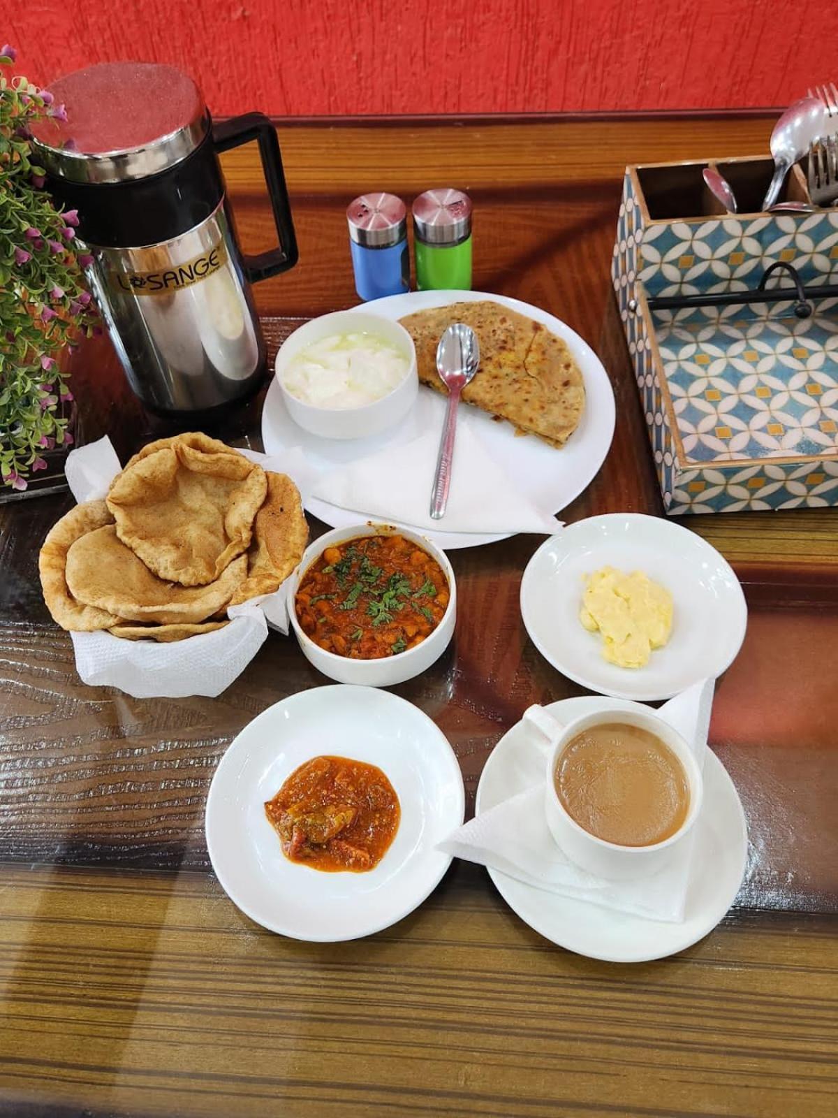 Hotel King Plaza Airport Delhi 4*